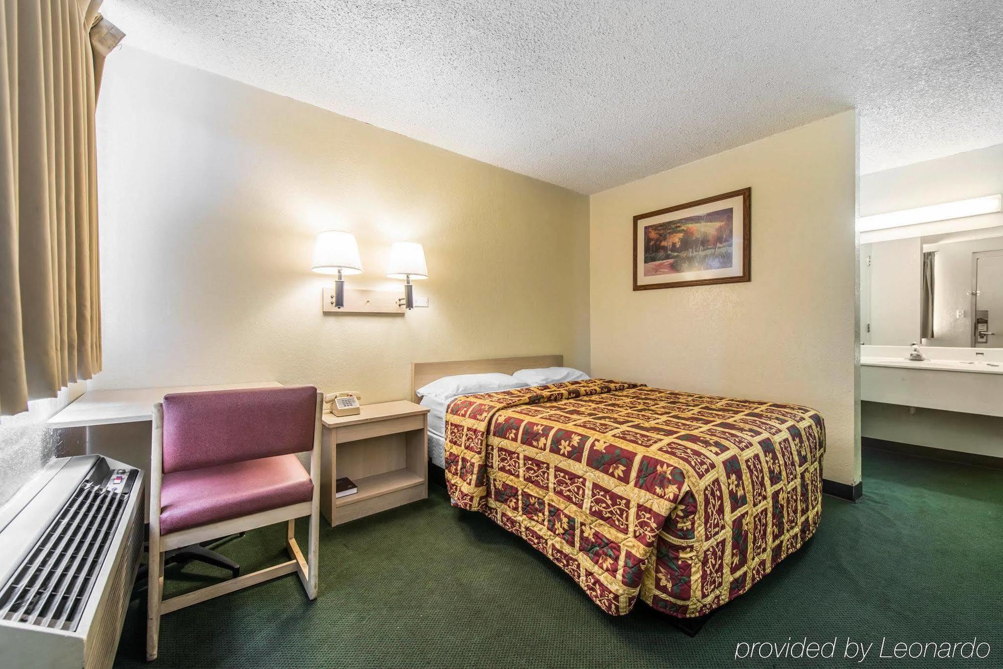 Rodeway Inn Pueblo Eksteriør bilde